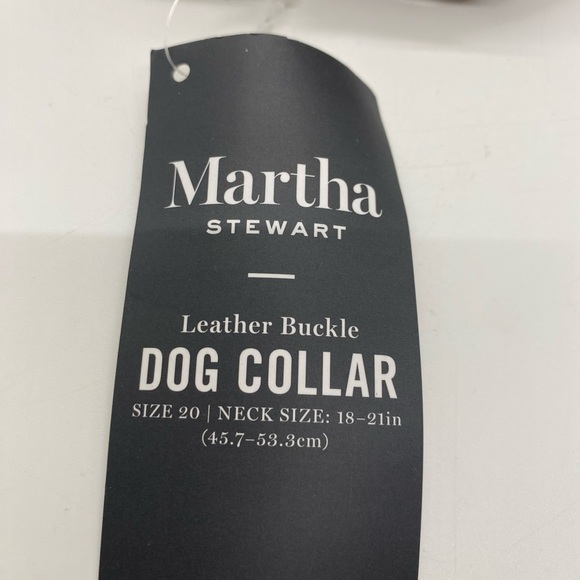NWT Martha Stewart Dog Collar Vegan Leather. Tan. Size 20 (neck 18-21”). - Picture 4 of 8